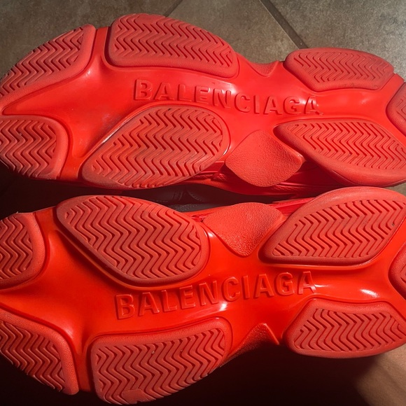 Balenciaga triple s - Picture 5 of 5